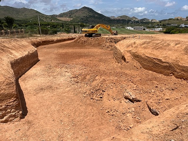 Groundbreaking of construction at Las Orquídeas