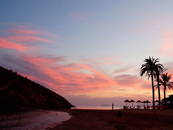 Playas paradisíacas a un paso de tu casa en La Manga Club